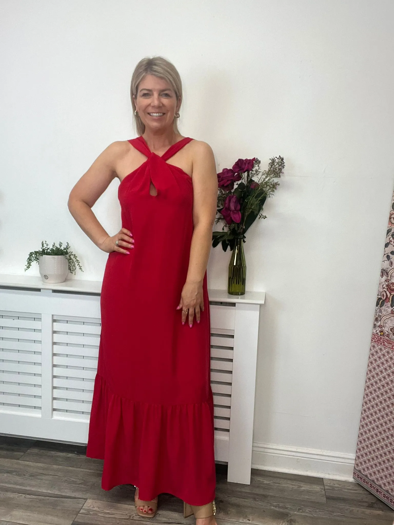 ASVELO HALTER DRESS (RED)