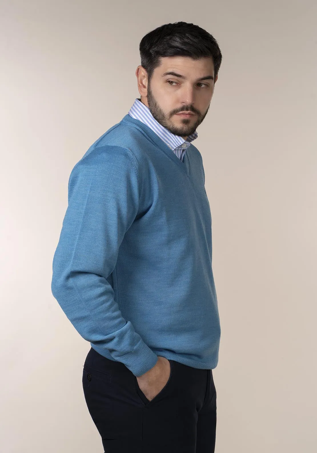 Mens V-Neck Jumper